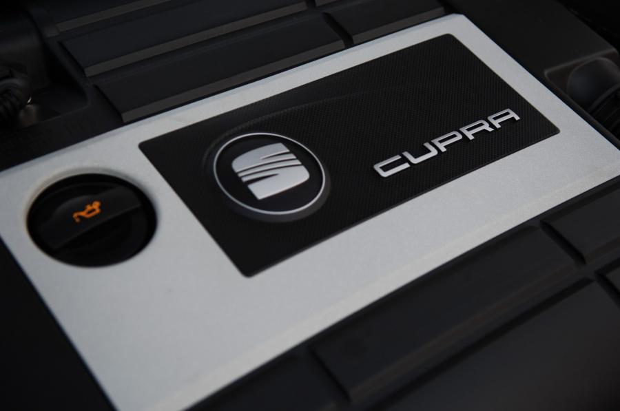  Seat Leon Cupra 2008 года  (фото 2 из 84)